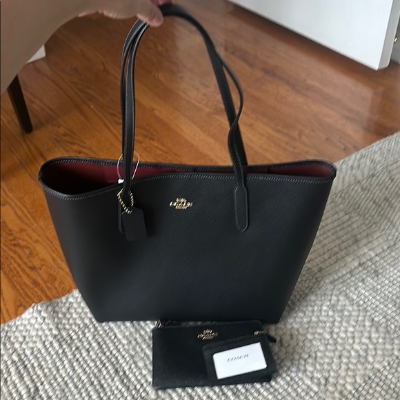 Coach Black Tote Bag - Picture 2 of 3